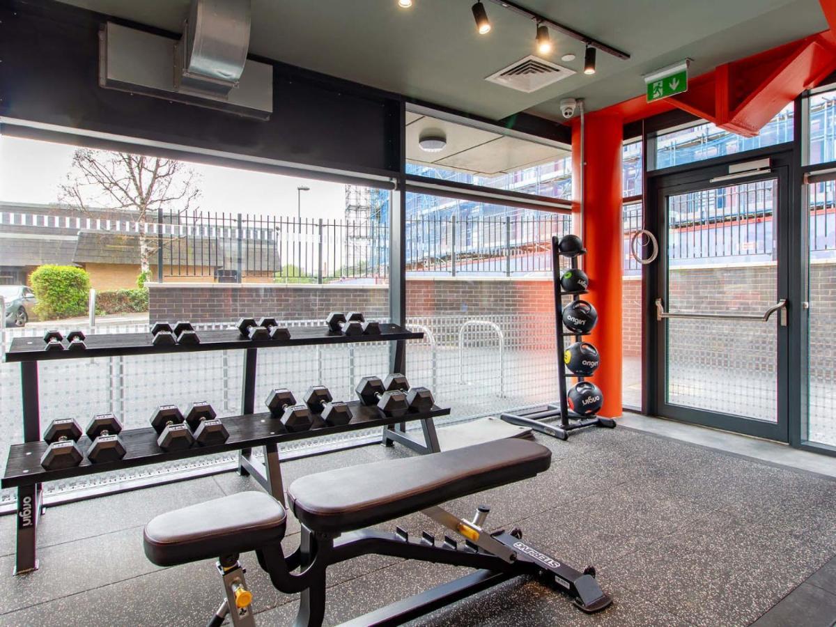 Апартаменты For Students Only - The Refinery In Leeds Лидс Экстерьер фото